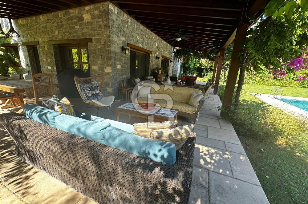Göcek’te Doğanın Kalbinde, Göz Alıcı Taş Villa