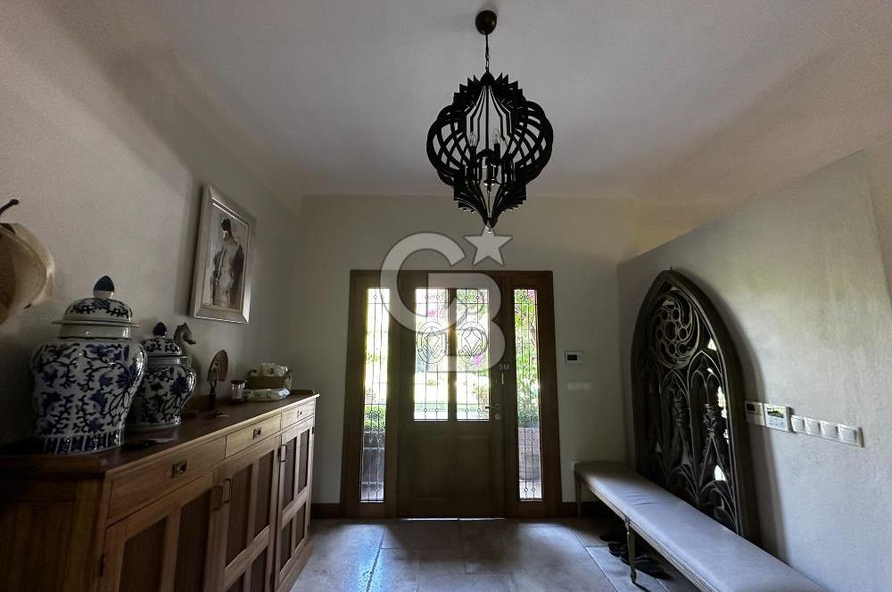Göcek’te Doğanın Kalbinde, Göz Alıcı Taş Villa