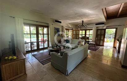 Göcek’te Doğanın Kalbinde, Göz Alıcı Taş Villa