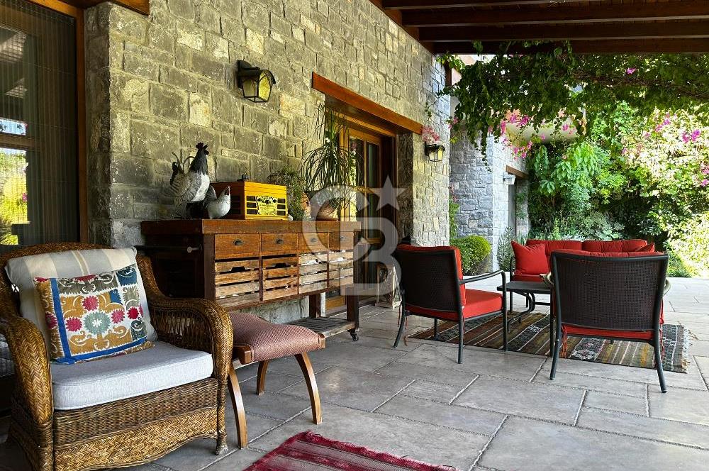 Göcek’te Doğanın Kalbinde, Göz Alıcı Taş Villa