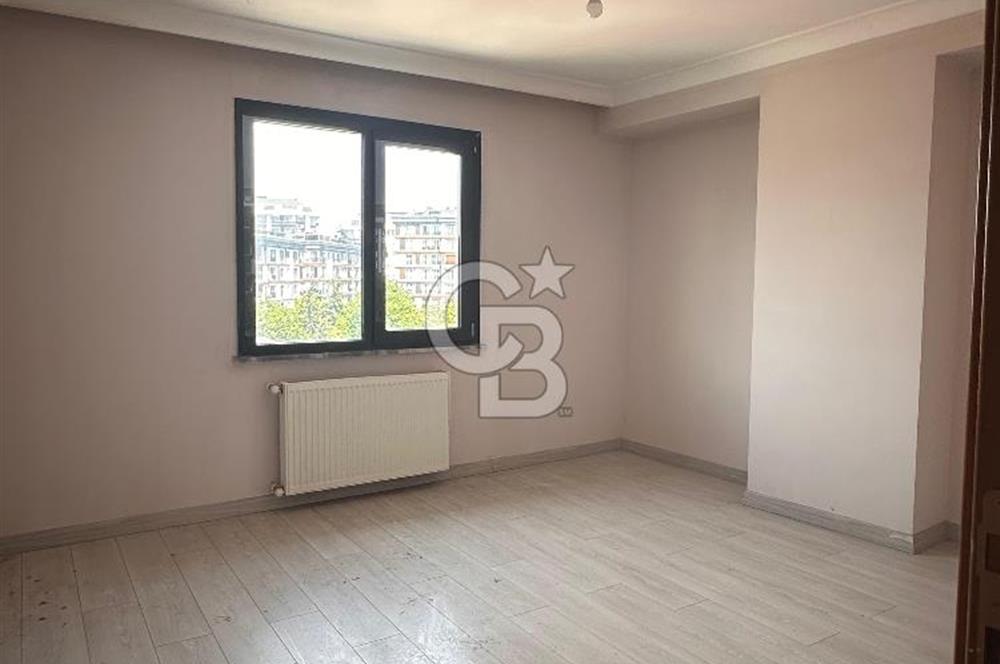 İstanbul Ataşehir Esatpaşa Mahallesi Satılık Boş Dubleks Daire