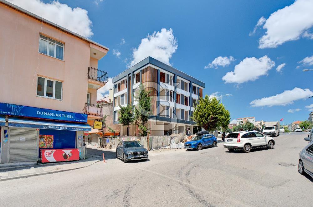 Ataşehir Estapaşa'da 2 Katlı 100 m2 Kiralık Dükkan!