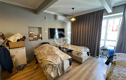 Sirkeci, Otellerin Bulunduğu Ebusuud Cad.'de 185 m2 Satılık Bina
