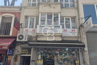 Sirkeci, Otellerin Bulunduğu Ebusuud Cad.'de 185 m2 Satılık Bina