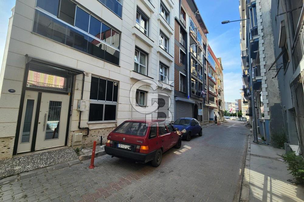 MENEMEN İSMET İNÖNÜ MAHALLESİNDE ARA KAT 2+1 KİRALIK DAİRE