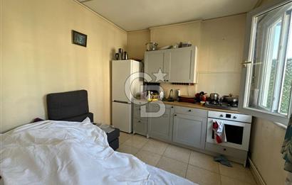 Sirkeci, Otellerin Bulunduğu Ebusuud Cad.'de 185 m2 Satılık Bina