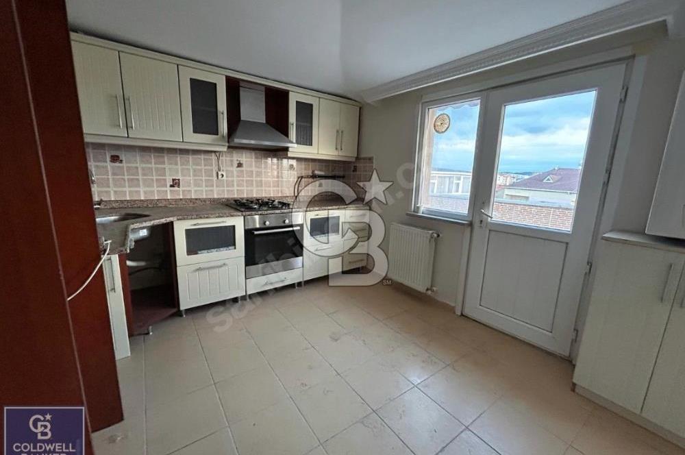 ÇEKMEKÖY ŞAHİNBEY CAD. SATILIK 2+1 GENİŞ TERASLI FIRSAT DAİRE