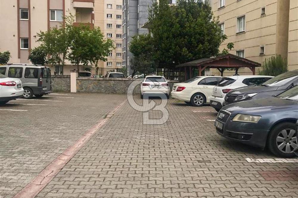 K.BAKKALKÖY 'DE MERKEZ KONUMDA SATILIK 3+1