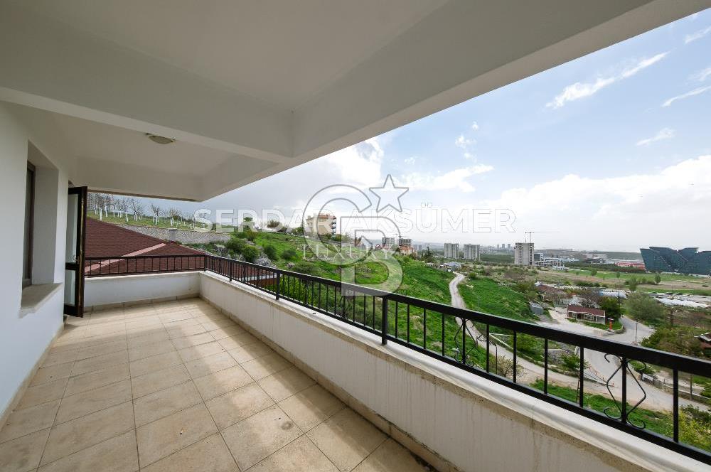 BEYTEPE MAHALLESİ KİRALIK 4+1 ÇATI DUBLEX DAİRE