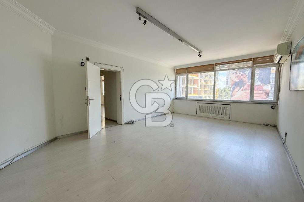 MÜKEMMEL KONUMDA, ÖN CEPHE, 125 M2, 