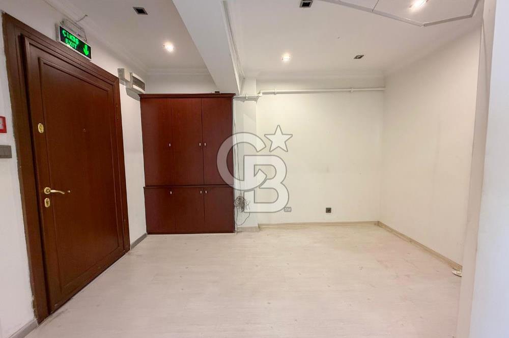 MÜKEMMEL KONUMDA, ÖN CEPHE, 125 M2, 