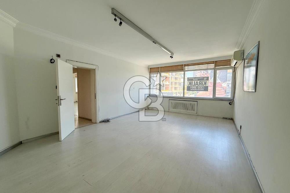 MÜKEMMEL KONUMDA, ÖN CEPHE, 125 M2, 