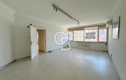 MÜKEMMEL KONUMDA, ÖN CEPHE, 125 M2, 