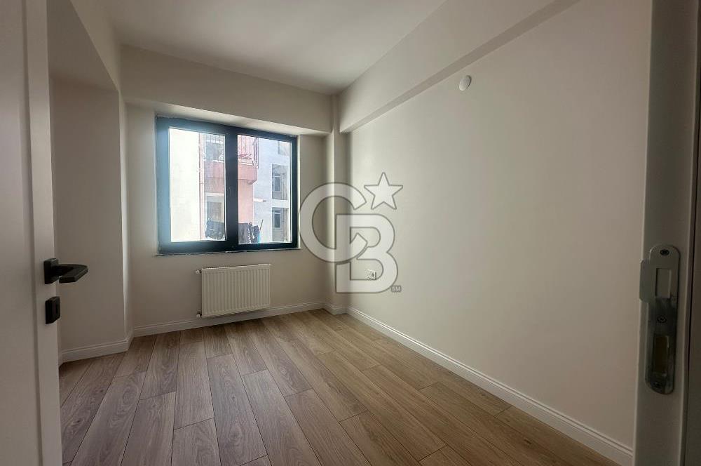 ÇANAKKALE BARBAROS PLAJ CAD İŞ YERİ KULLANIMINA UYGUN 3+1 DAİRE