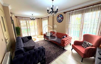 Dikili Merkezde Satılık 5+2 Full Eşyalı Tripleks Villa