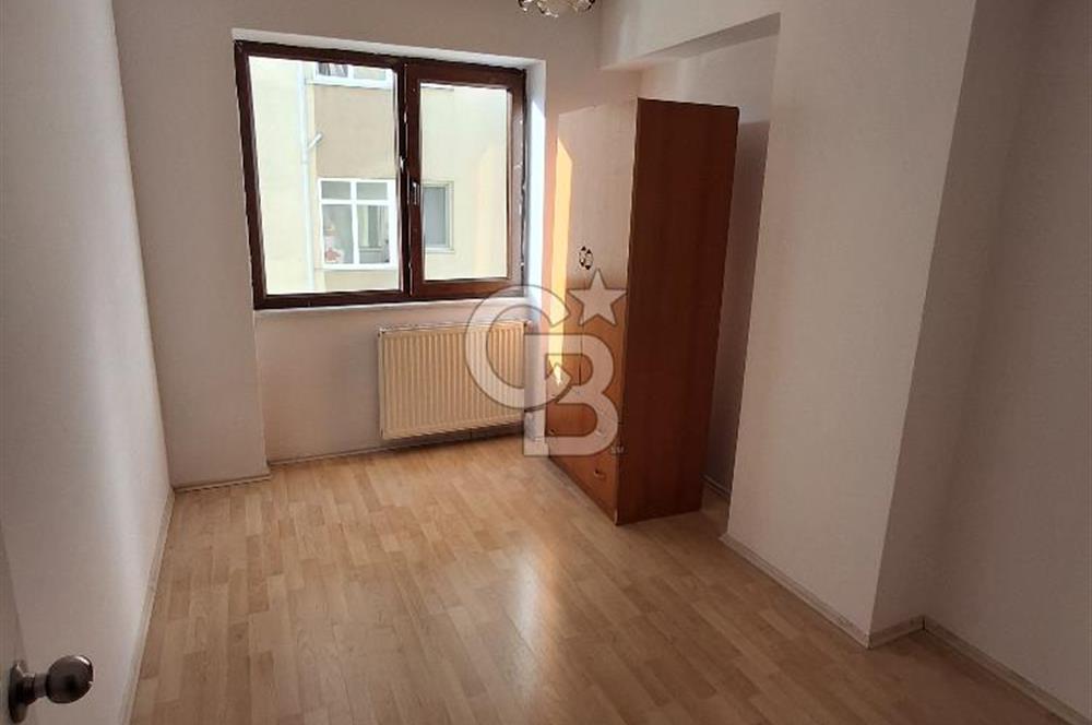 Ataşehir İnönü Mahallesi nde Ara Kat 2+1 Daire