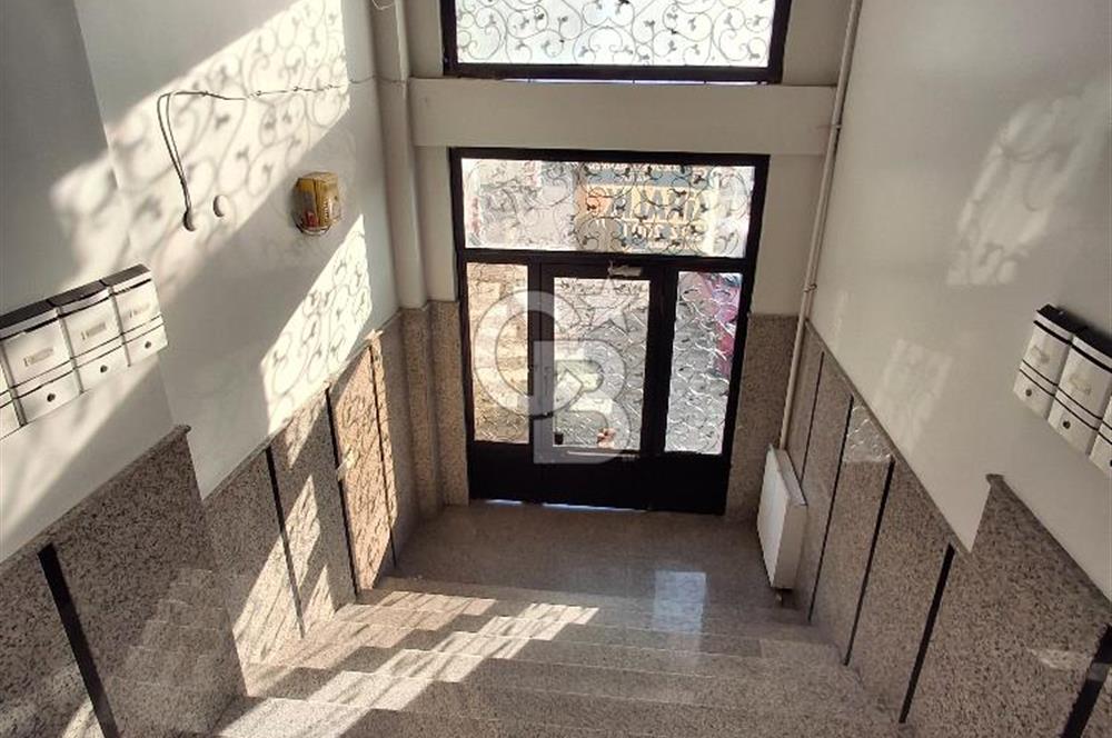 Ataşehir İnönü Mahallesi nde Ara Kat 2+1 Daire