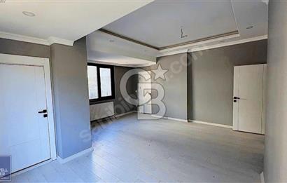 ÇEKMEKÖY TUNA SİTESİ'NDE SATILIK 4+1 BAHÇE DUBLEKSİ DAİRE