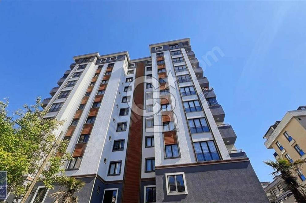ÇEKMEKÖY TUNA SİTESİ'NDE SATILIK 4+1 BAHÇE DUBLEKSİ DAİRE