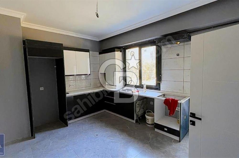 ÇEKMEKÖY TUNA SİTESİ'NDE SATILIK 4+1 BAHÇE DUBLEKSİ DAİRE