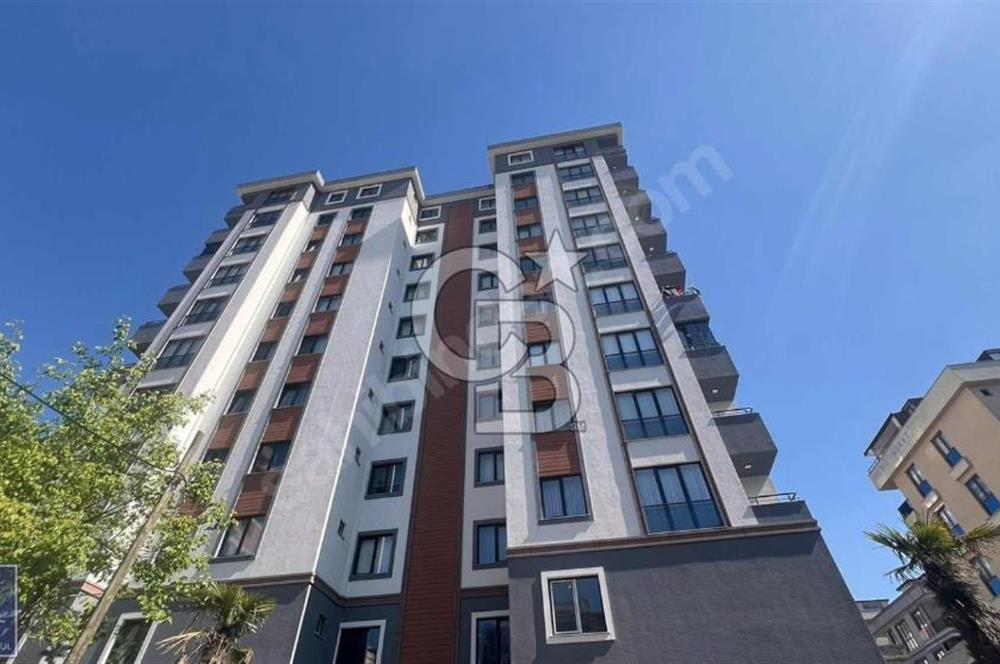 ÇEKMEKÖY TUNA SİTESİ'NDE SATILIK 5+1 BAHÇE DUBLEKSİ DAİRE