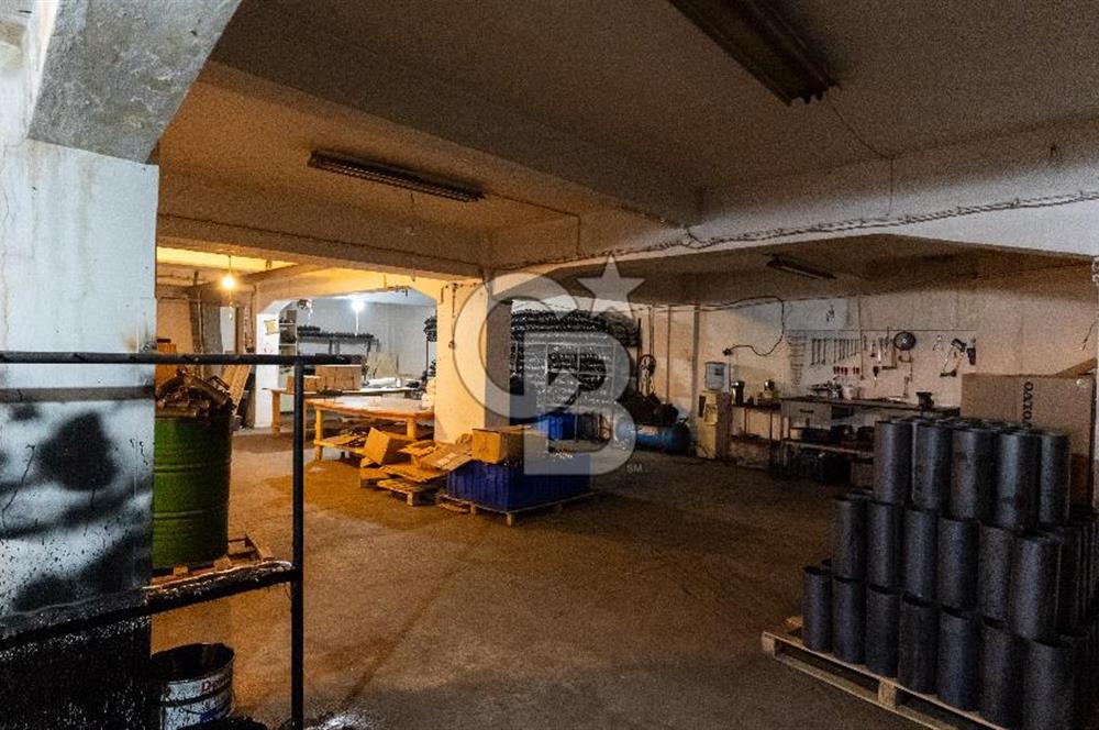 Konak Mersinli 1. Sanayi Sitesi’nde Komple Satılık Bina 