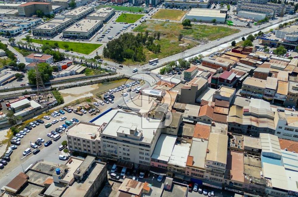 Konak Mersinli 1. Sanayi Sitesi’nde Komple Satılık Bina 