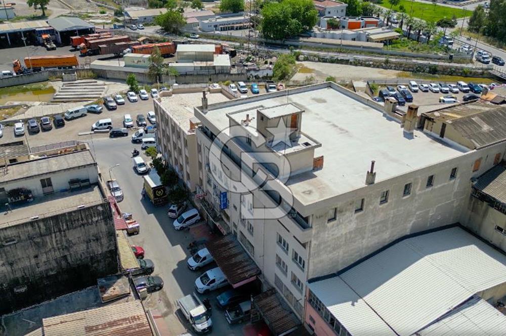 Konak Mersinli 1. Sanayi Sitesi’nde Komple Satılık Bina 