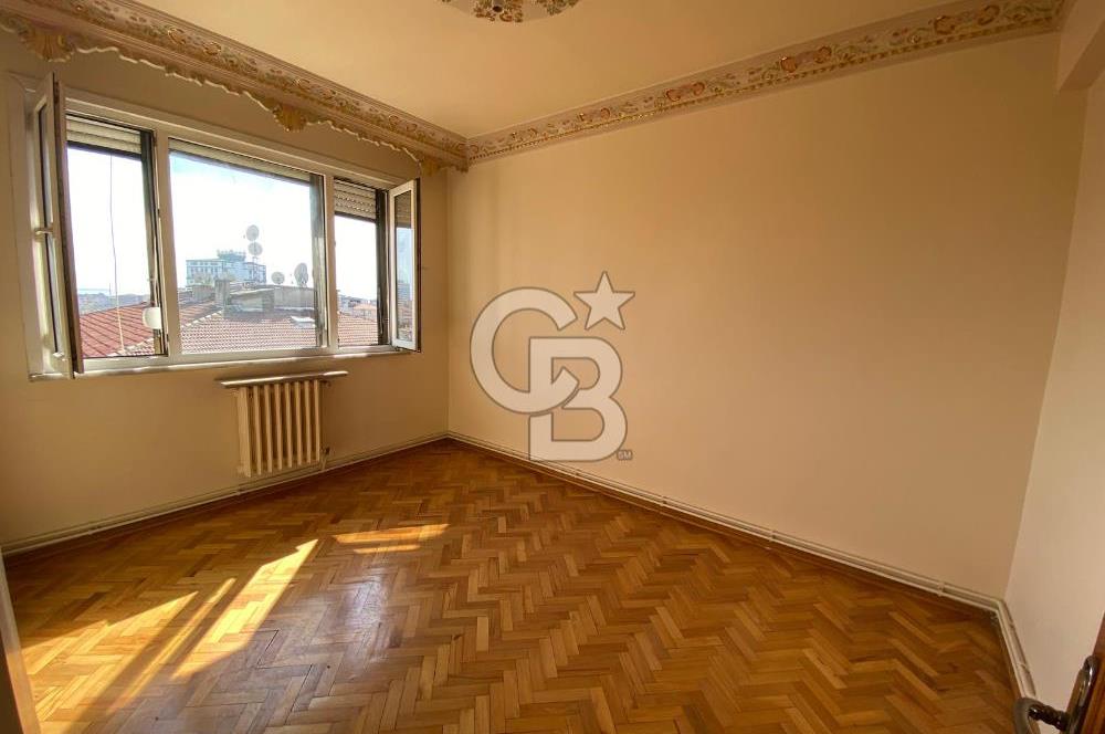 İÇERENKÖY’DE SİTE İÇİNDE KİRALIK 3+1 DAİRE