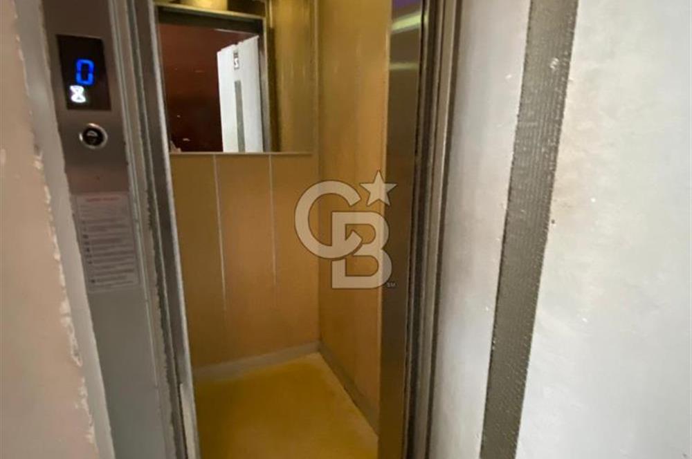 İÇERENKÖY’DE SİTE İÇİNDE KİRALIK 3+1 DAİRE