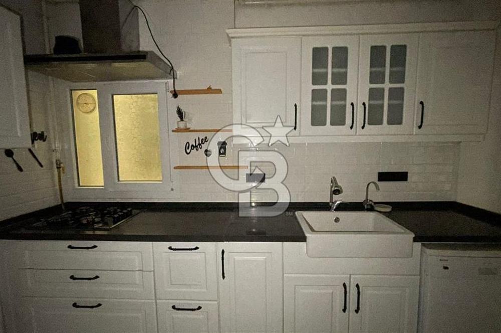 KARŞIYAKA ÇARŞININ KALBİNDE TADİLATLI EŞYALI KİRALIK 3+1 DAİRE