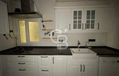KARŞIYAKA ÇARŞININ KALBİNDE TADİLATLI EŞYALI KİRALIK 3+1 DAİRE