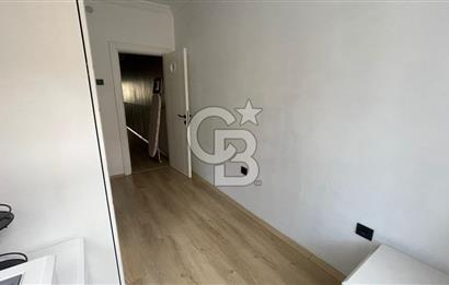 KARŞIYAKA ÇARŞININ KALBİNDE TADİLATLI EŞYALI KİRALIK 3+1 DAİRE