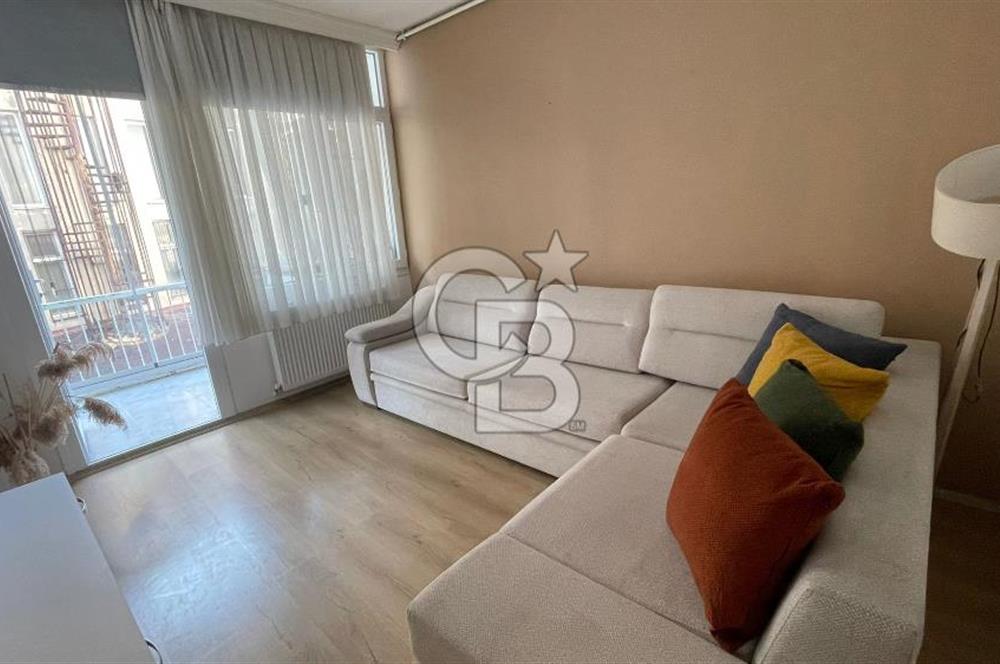 KARŞIYAKA ÇARŞININ KALBİNDE TADİLATLI EŞYALI KİRALIK 3+1 DAİRE