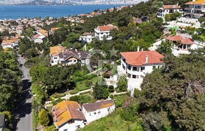 İstanbul büyükadada 2200 m2 7+2 satılık köşk