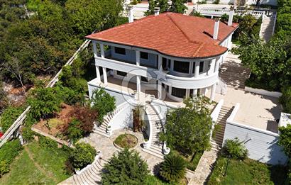 İstanbul büyükadada 2200 m2 7+2 satılık köşk