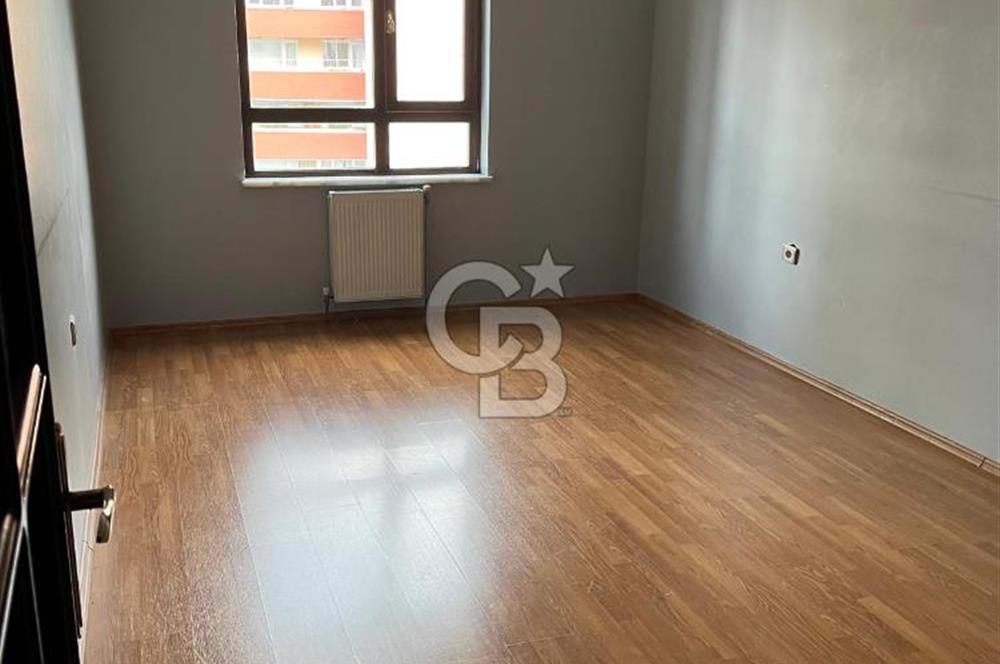 ÇUKURAMBAR'DA MUHTEŞEM LOKASYONDA SATILIK 4+1 DAİRE!