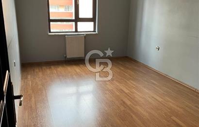 ÇUKURAMBAR'DA MUHTEŞEM LOKASYONDA SATILIK 4+1 DAİRE!