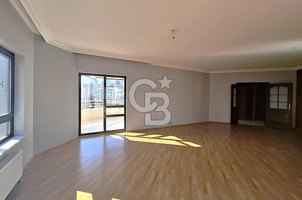 ÇUKURAMBAR'DA MUHTEŞEM LOKASYONDA SATILIK 4+1 DAİRE!