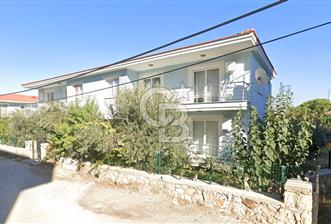 Foça Hacıveli Mah. Satılık 2+1 Kapalı Mutfaklı Daire