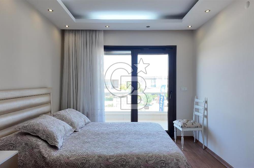 Çeşme Çiftlikköy’de Kaçırılmayacak Fırsat! Plaja Yürüme Mesafesinde SATILIK 3+1 Müstakil Villa
