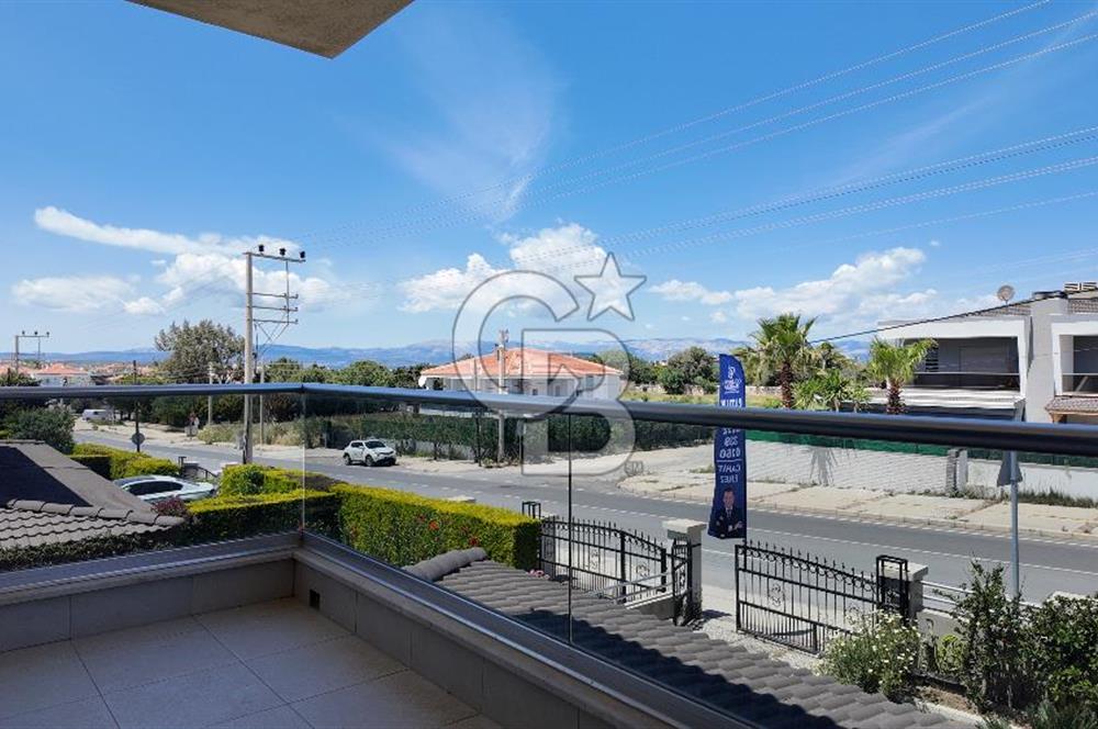 Çeşme Çiftlikköy’de Kaçırılmayacak Fırsat! Plaja Yürüme Mesafesinde SATILIK 3+1 Müstakil Villa