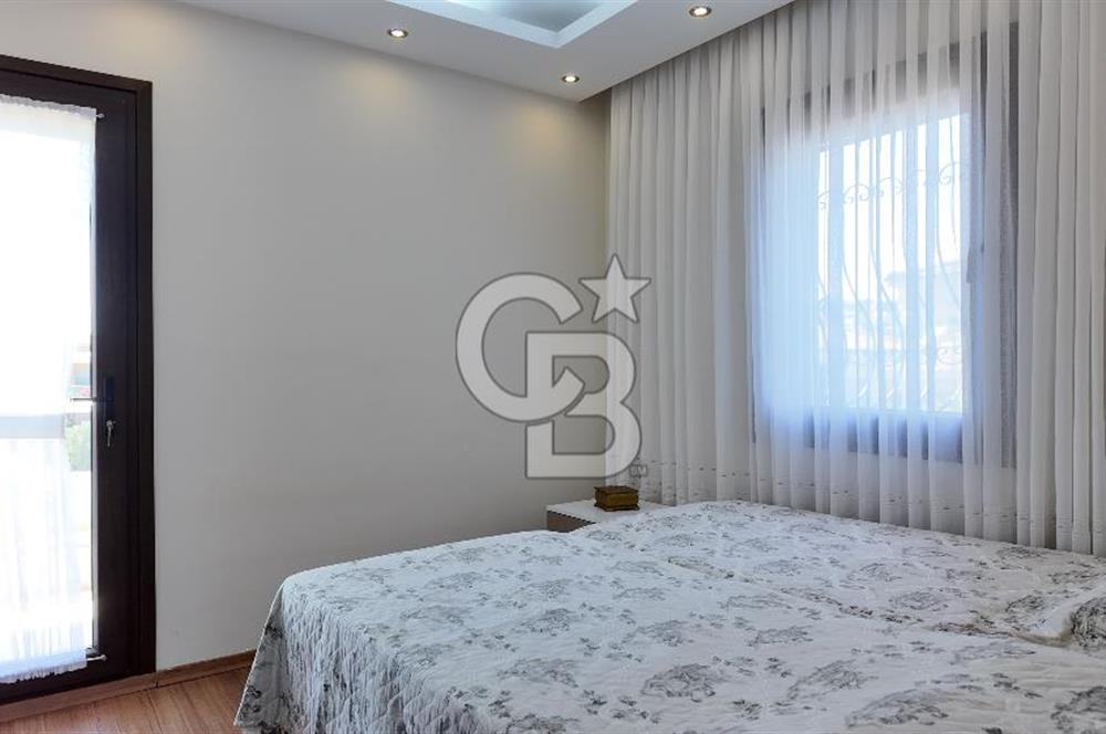 Çeşme Çiftlikköy’de Kaçırılmayacak Fırsat! Plaja Yürüme Mesafesinde SATILIK 3+1 Müstakil Villa