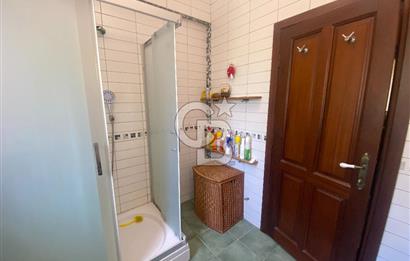 BOZCAADA PAPAZBAHÇE'DE 2.5 DÖNÜM BAHÇE İÇİNDE SATILIK BAĞ EVİ