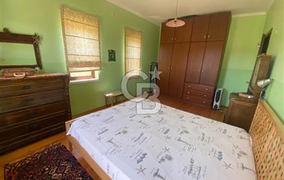 BOZCAADA PAPAZBAHÇE'DE 2.5 DÖNÜM BAHÇE İÇİNDE SATILIK BAĞ EVİ