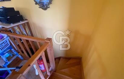 BOZCAADA PAPAZBAHÇE'DE 2.5 DÖNÜM BAHÇE İÇİNDE SATILIK BAĞ EVİ