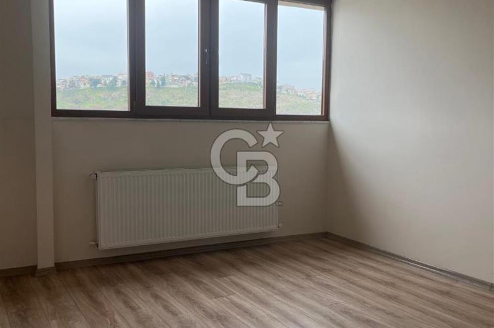 BUCA HÜRRİYET MAHALLESİ  KİRALIK  ÇATI KATI 2+1 DAİRE