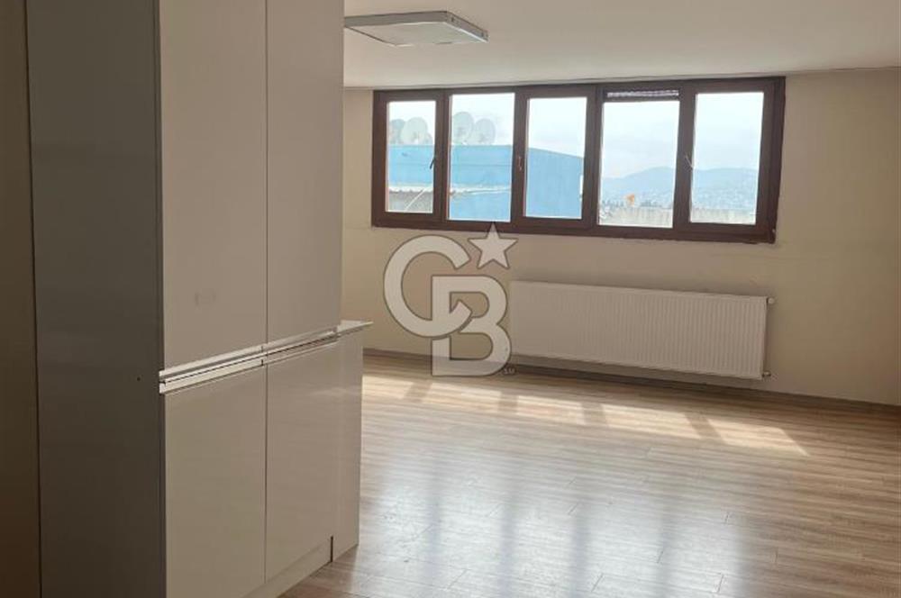 BUCA HÜRRİYET MAHALLESİ  KİRALIK  ÇATI KATI 2+1 DAİRE