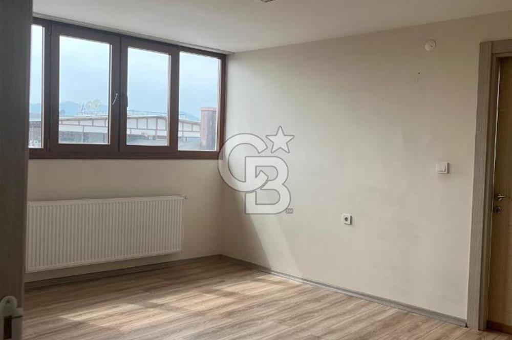 BUCA HÜRRİYET MAHALLESİ  KİRALIK  ÇATI KATI 2+1 DAİRE