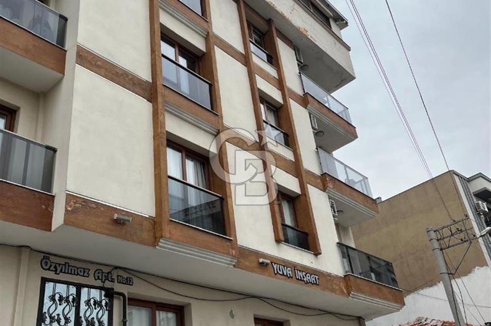 BUCA HÜRRİYET MAHALLESİ  KİRALIK  ÇATI KATI 2+1 DAİRE